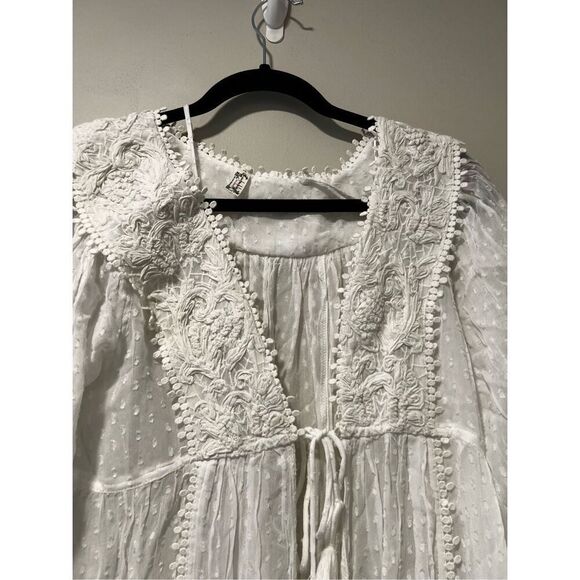 Free People Women's Ivory Intimately Spring Fling Sheer Maxi Robe Size XS NWOT - Picture 6 of 9